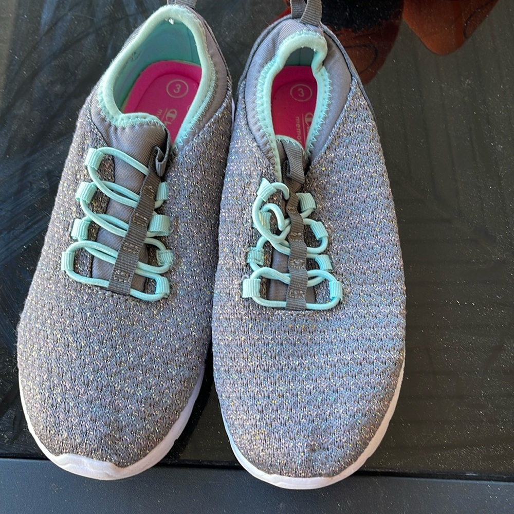 Champion girls shoes